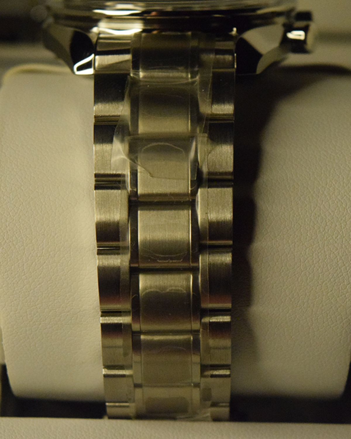 Omega 522.30.42.30.03.001