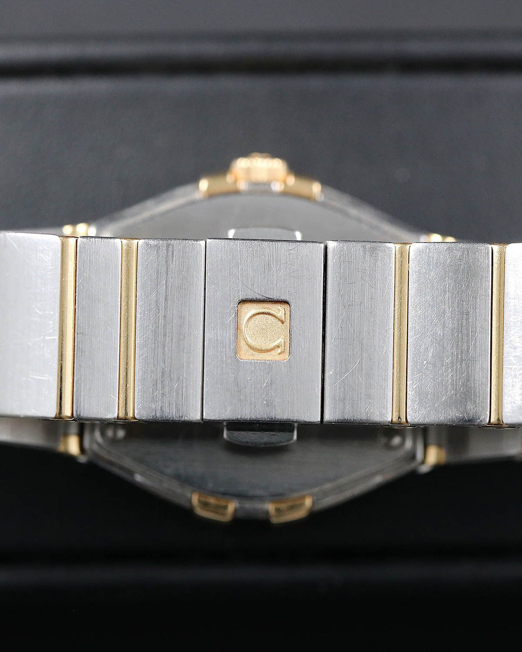 Omega 795-1011