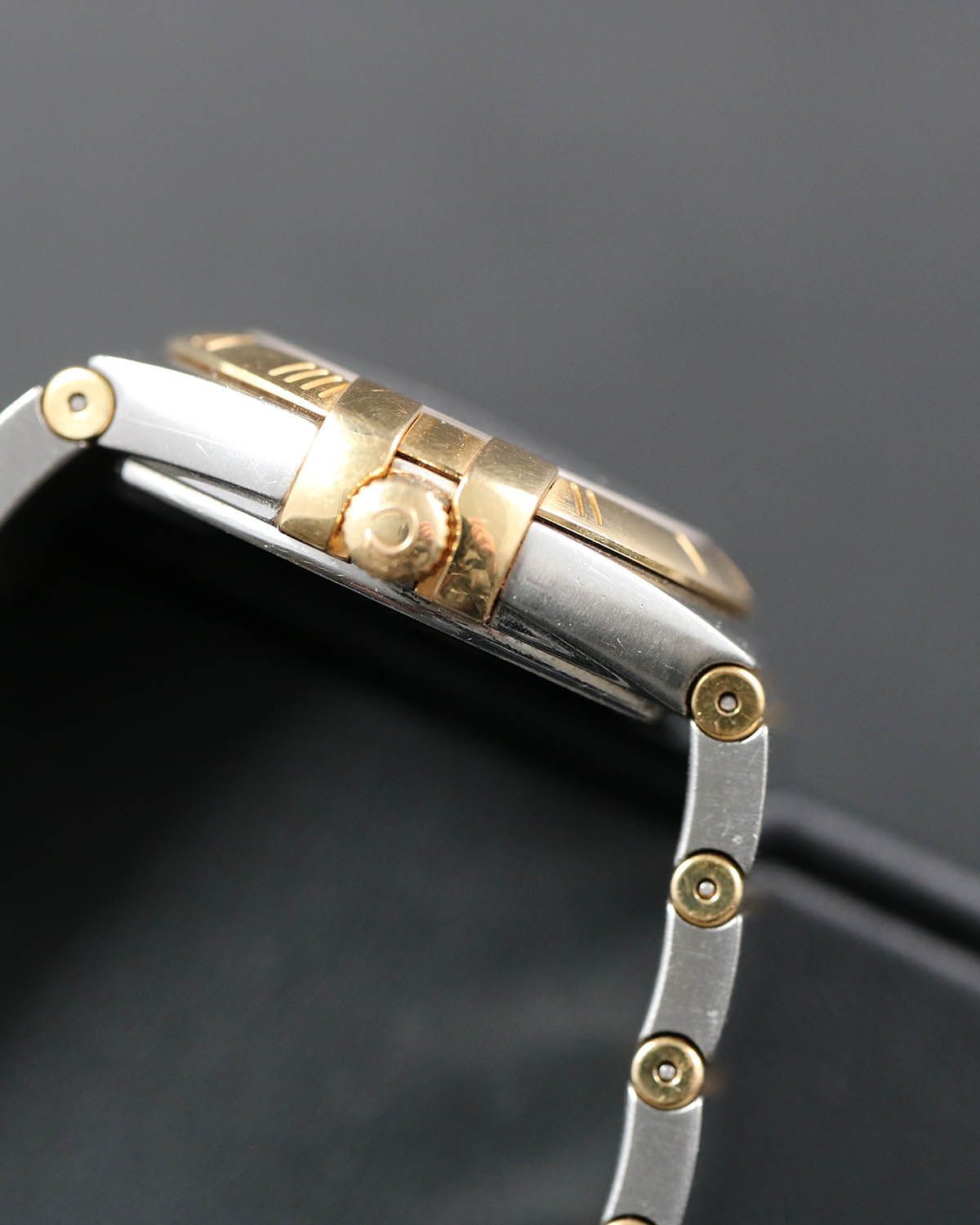 Omega 795-1011