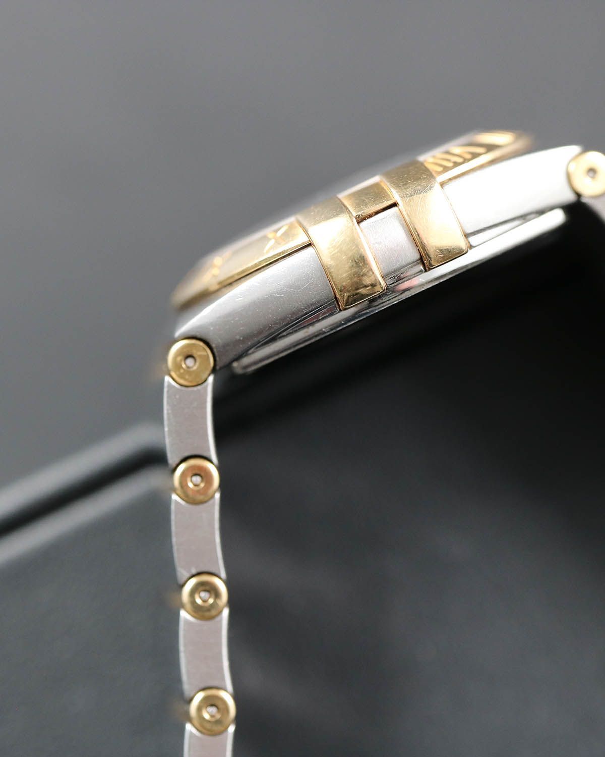 Omega 795-1011