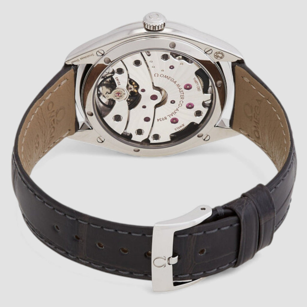 Omega Q6M1W8